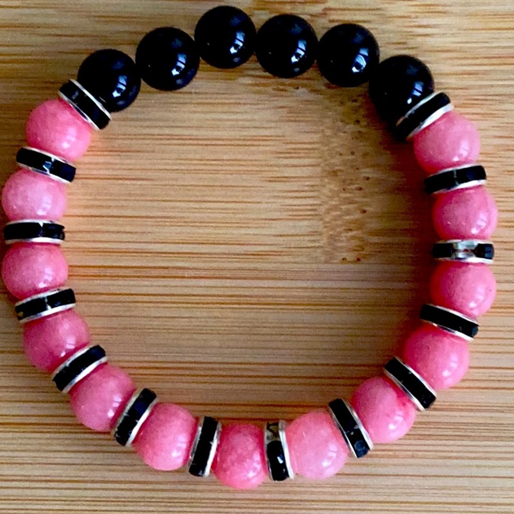 Pink Jade and Onyx Bracelet